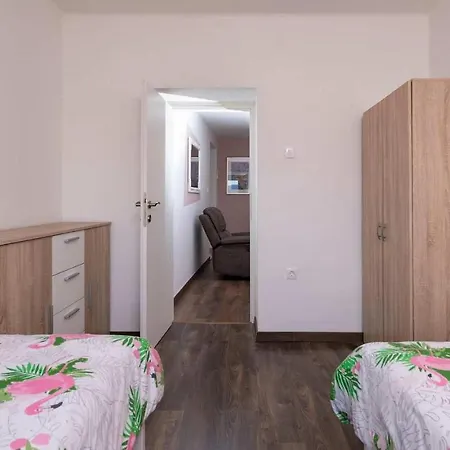 Casa de Férias Casa Mai Raša